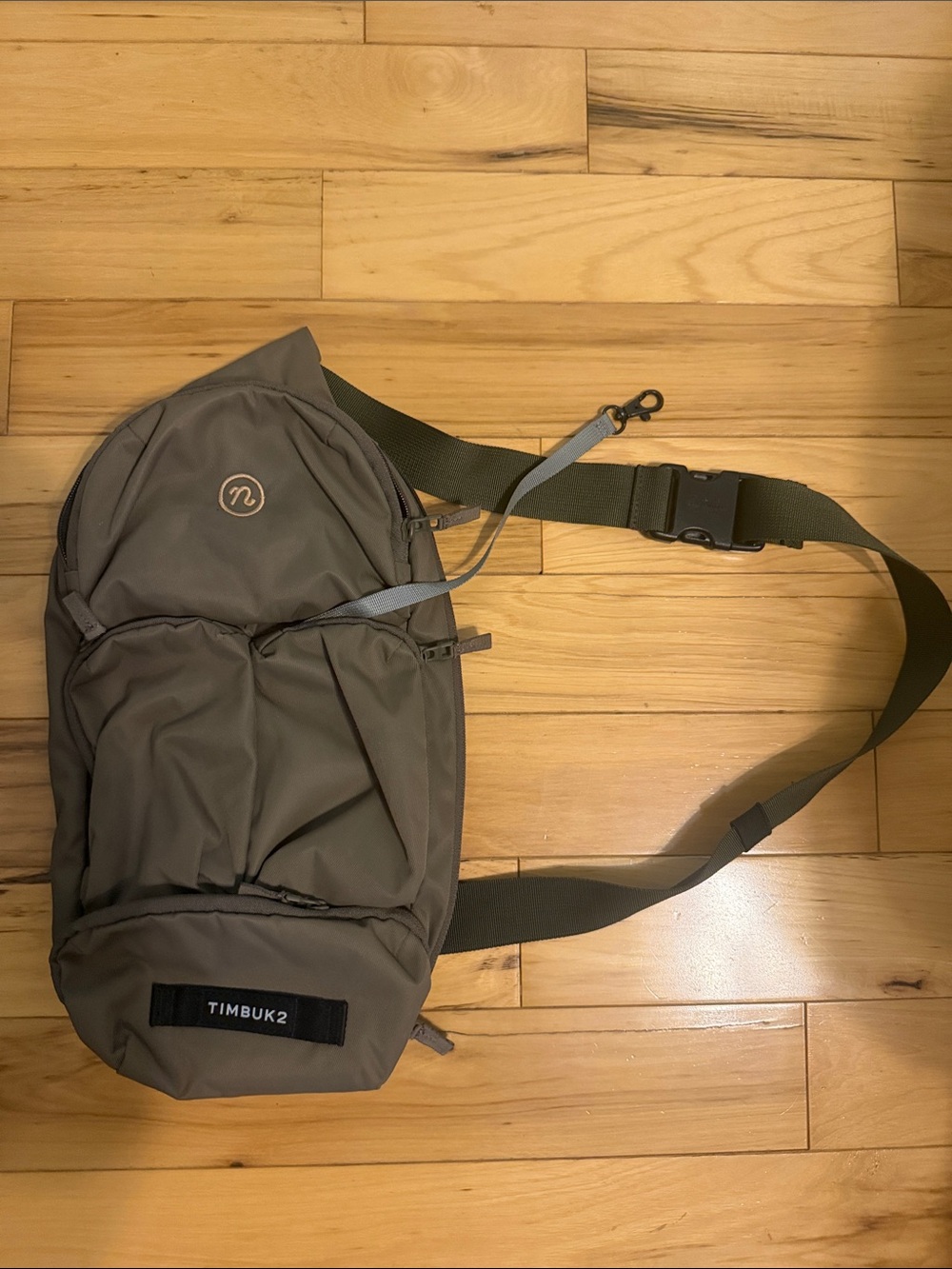 Timbuk2 Vapor Army Green Olive Green Sling Bag / Tactical Pack - New